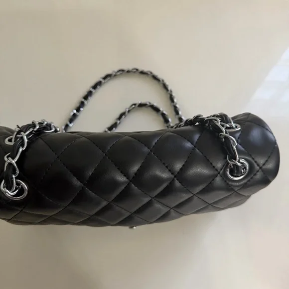 Chic Black Quilted Shoulder Bag with Silver Chain NWOT - Picture 9 of 11
